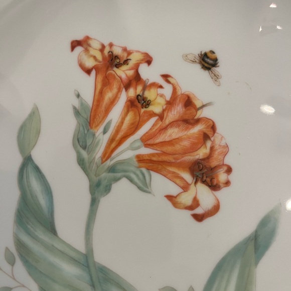 Lenox Butterfly Meadow Dragonfly accent plate. NWT! Very pretty! - Picture 2 of 8